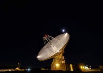 La Deep Space Station 14 da 70 metri, la più grande antenna del Deep Space Network presso il Goldstone Space Communications Complex in California. Credits: NASA/JPL-Caltech