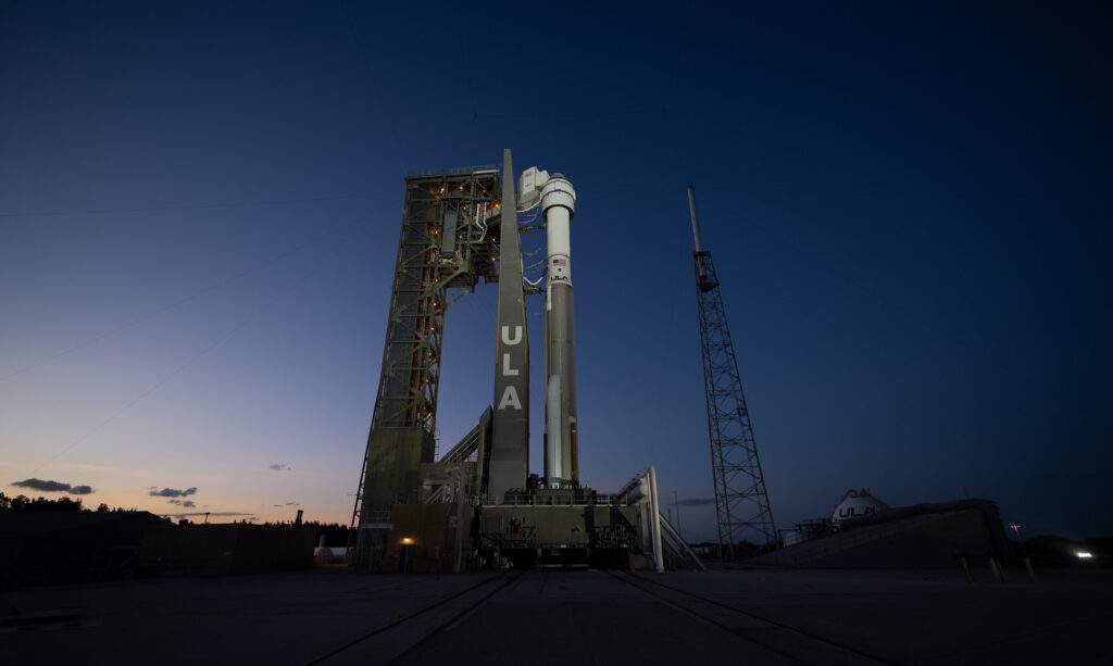 La capsula Starliner sulla cima dell'Atlas V il 2 giugno. Credits: NASA