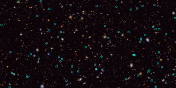 Il JADES Deep Field, composito di osservazioni del James Webb, dove sono stati identificati circa 80 oggetti (cerchiati in verde) che hanno cambiato luminosità nel tempo. La maggior parte di questi oggetti, noti come transitori, sono il risultato dell'esplosione di stelle o supernovae. Credits: NASA, ESA, CSA, STScI, JADES