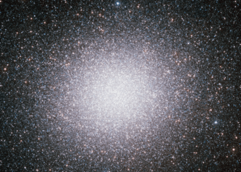 L'ammasso globulare Omega Centauri, con ben dieci milioni di stelle, in un'immagine catturata con la fotocamera WFI dell'Osservatorio La Silla dell'ESO. Credits: ESO