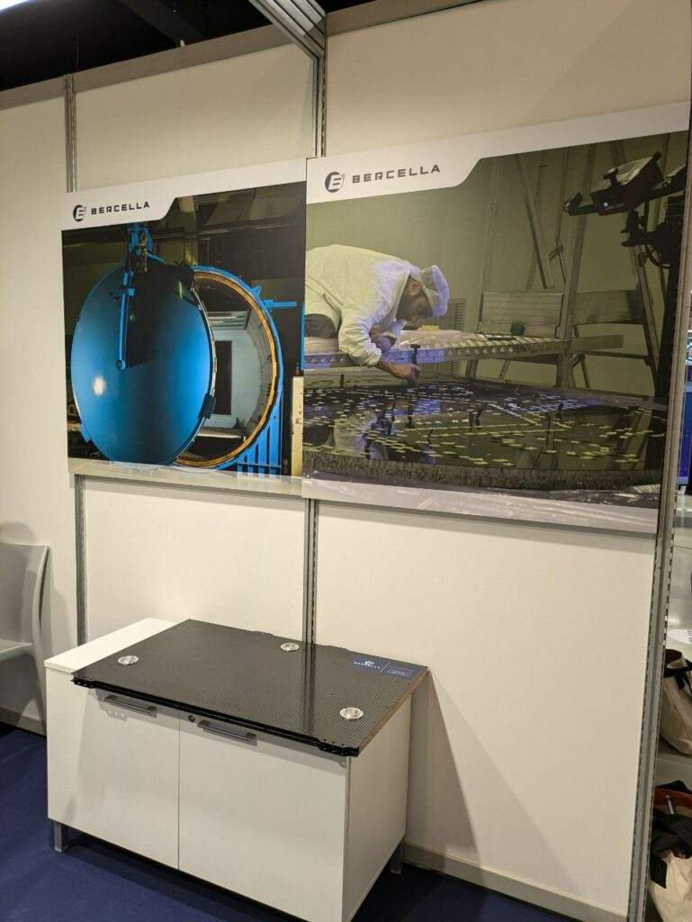 Una parte dello stand di Bercella Srl allo IAC2024 a Milano. Credits: Astrospace.it